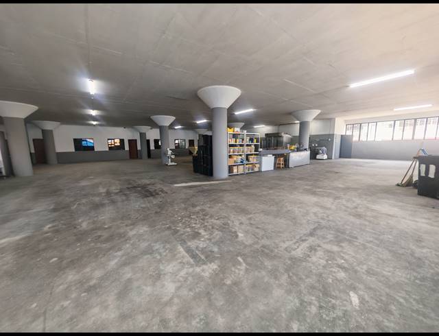 2,289M² WAREHOUSE FOR SALE IN OPHIRTON
